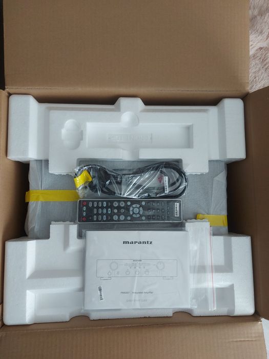Продам Marantz pm  6007 black майже новий стерео підсилювач усилитель потужності