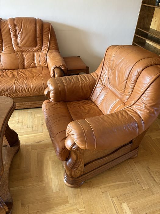 Skórzana kanapa z fotelami