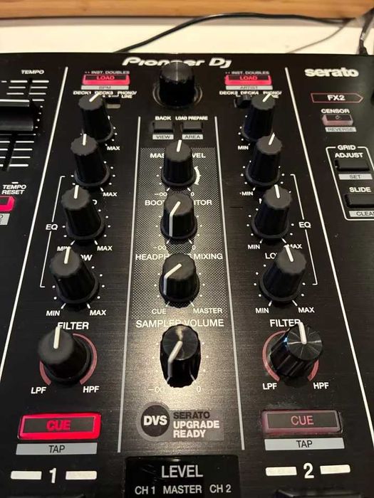 Kontroler DJ Pionerr DDJ-SR2