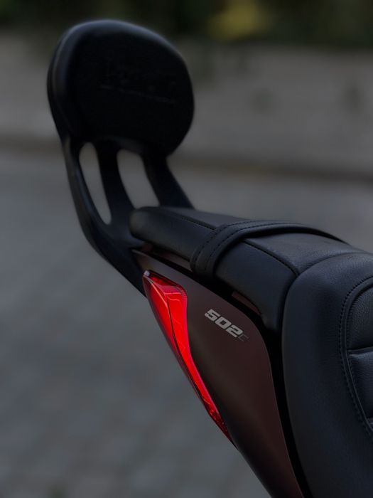 BENELLI 502 C CRUISER- Poucos Quilómetros!