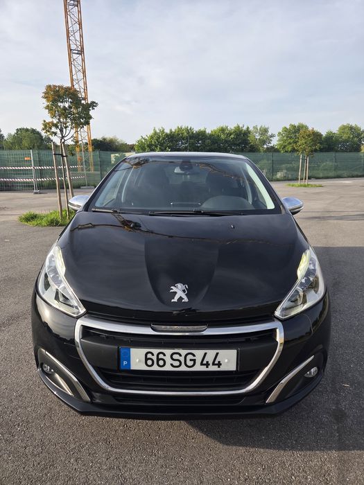 Peugeot 208 1.2  Style
