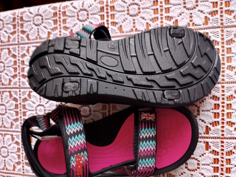 Sandały damskie original nowe  Lee Cooper rozmiar 37