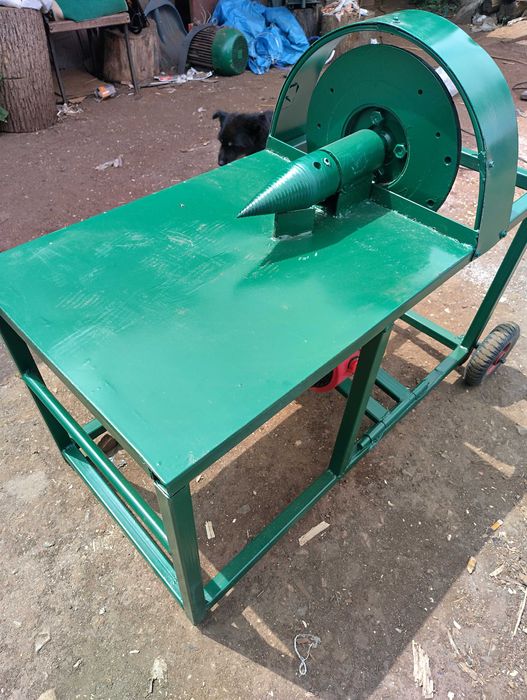 Супер дровокол з бензиновим 7 конячок  або электродвигатель 220\380в