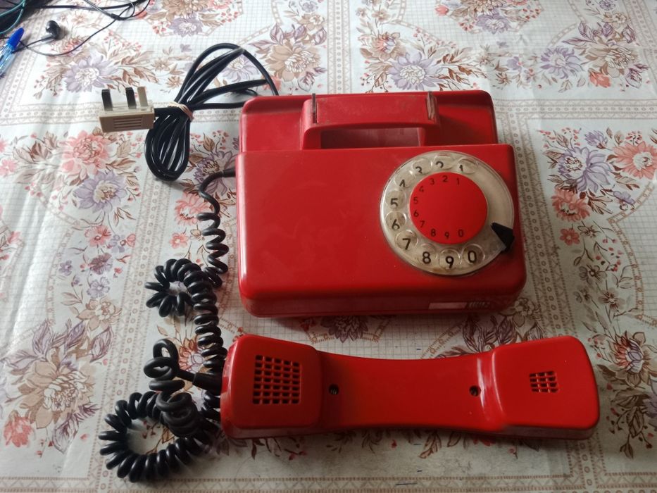 Продам стационарные телефоны