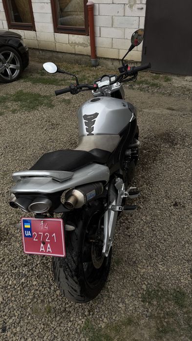 Suzuki GSR600 2008 рік