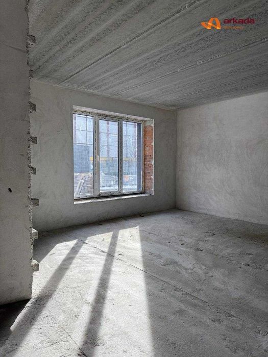 Оренда приміщення біля Сільпо на вулиці Мазепи. 653м2.