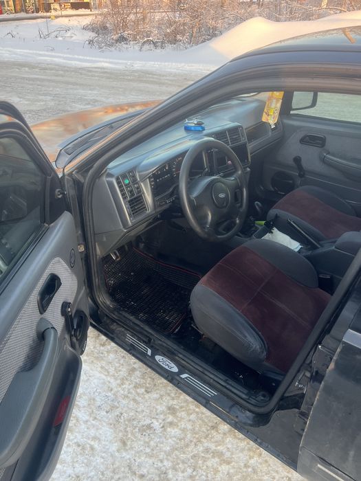 Продам Форд Сиерра можливий обмін на авто з моєю доплатою.