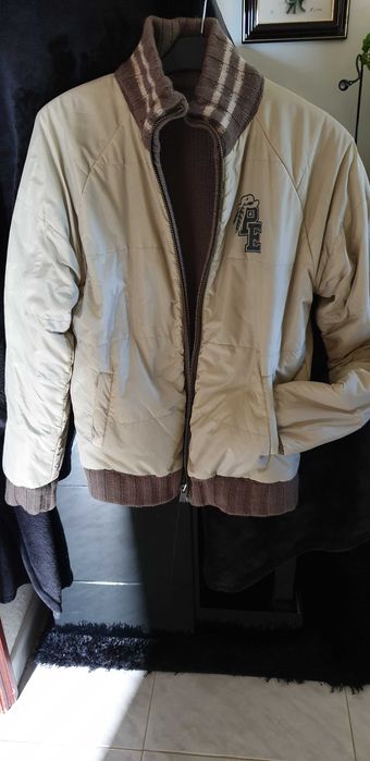 Casaco Homem T: S; reversível Cor: verde seco e bege