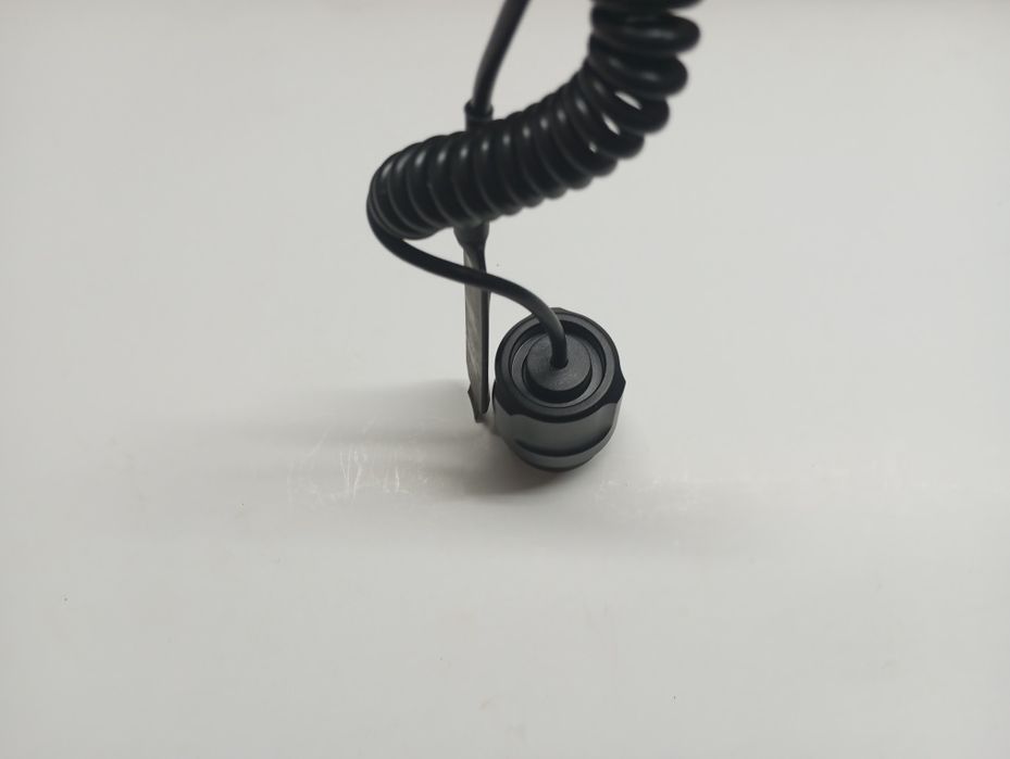 Выносная кнопка фонаря