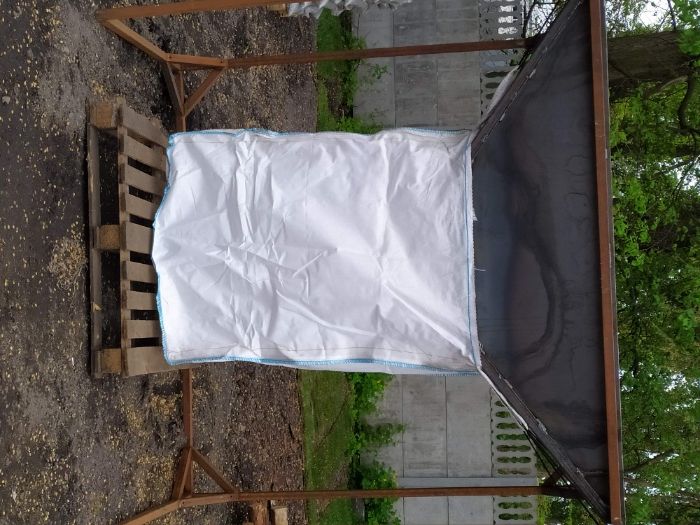 Ziemia BIG-BAG (1 tona)