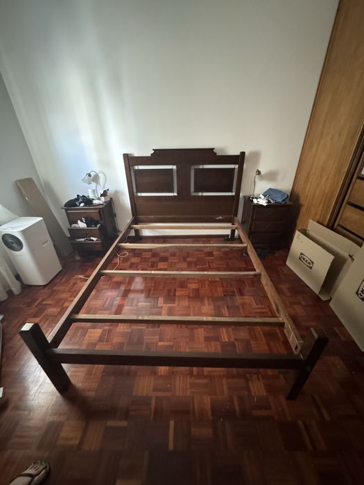 Quarto compelo Mogno