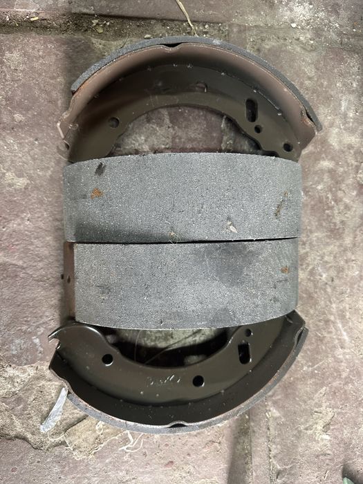 Колодки зад Газель Газ Соболь Багрузин тормозние колодки