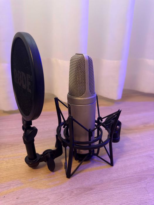 Rode Nt2a - Microfone de estúdio
