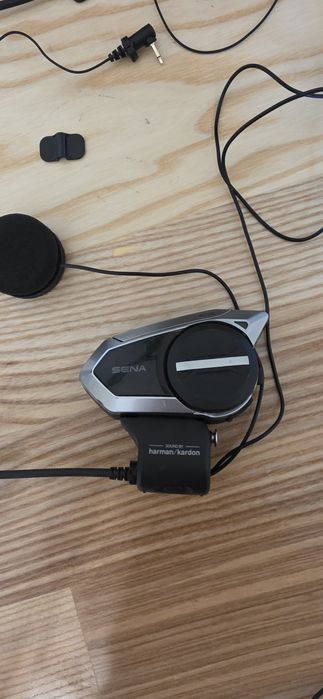 Продам одну штуку Sena 50S Harman kardon