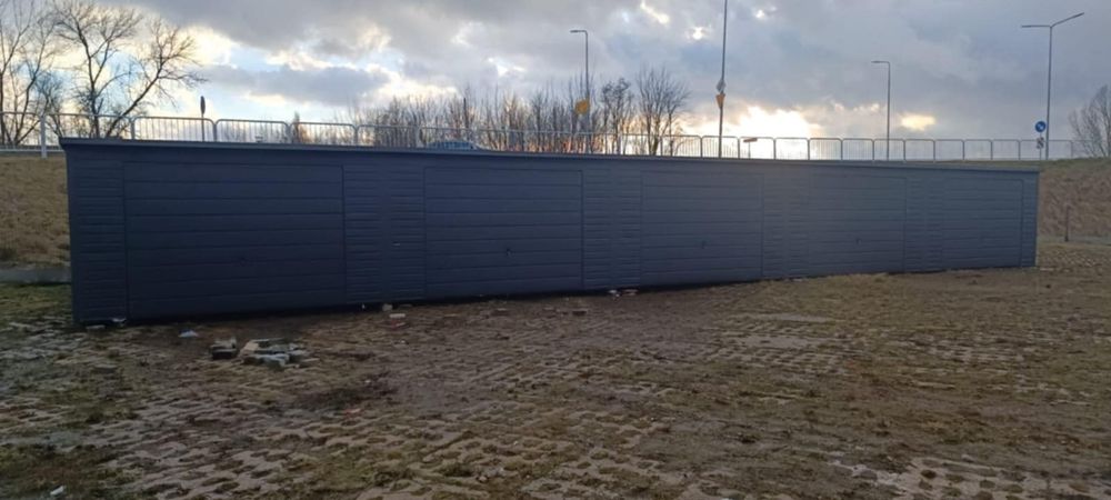 10 sztuk garaży w zabudowie szeregowej po 5 sztuk