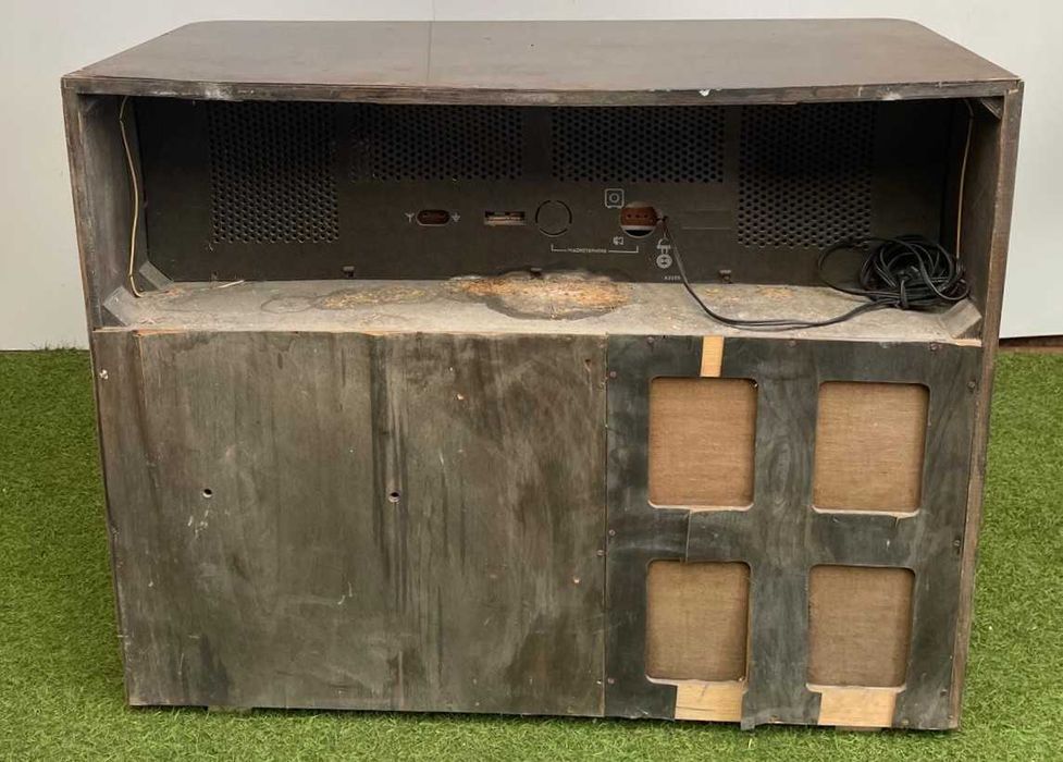 rádio gira discos de móvel vintage, para restauro