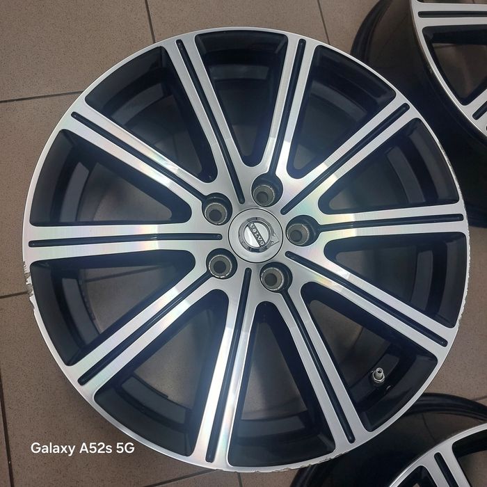 Felgi Volvo V40 V60 XC60   8Jx18 ET55   31400830