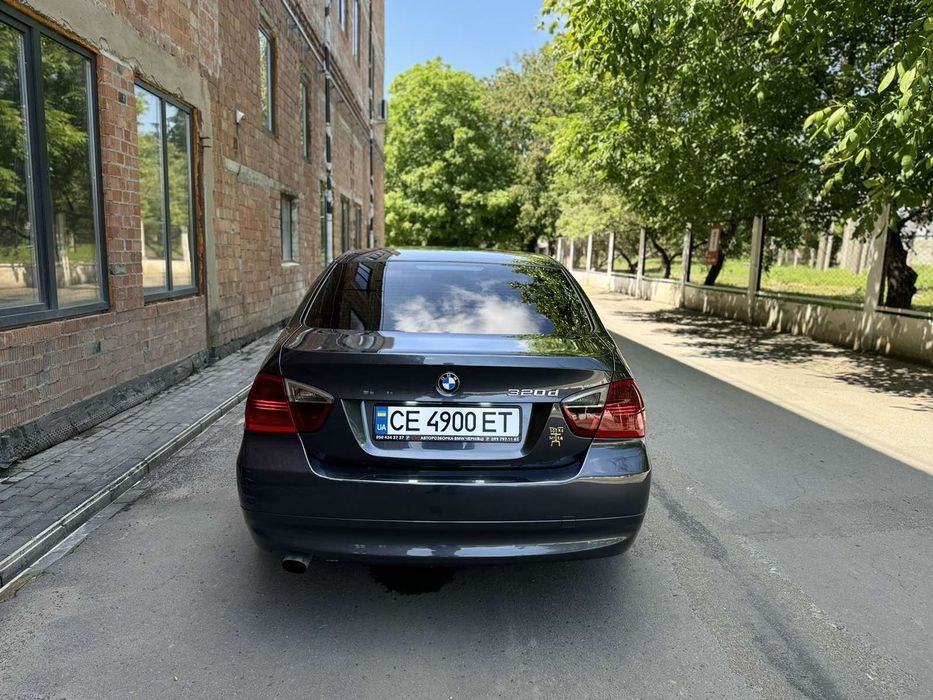 Продам bmw e90 2005