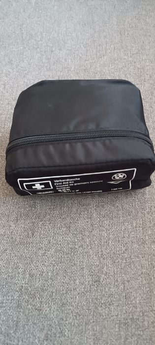 BMW apteczka samochodowa