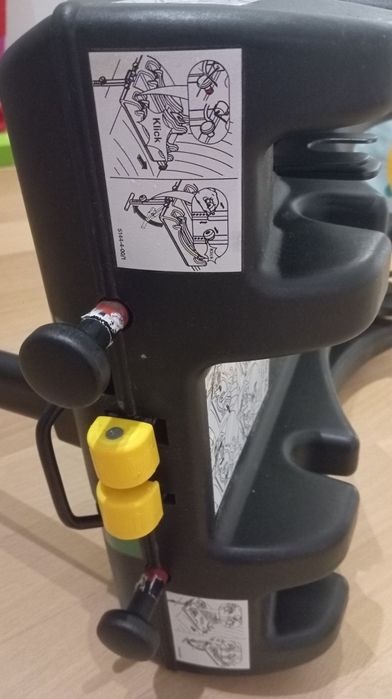 Fotelik Recaro Young Expert plus z ISOFIXem