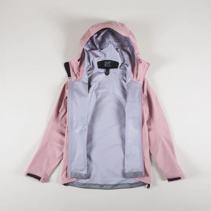 Arc'teryx Beta LT Jacket Bliss gorpcore gore tex