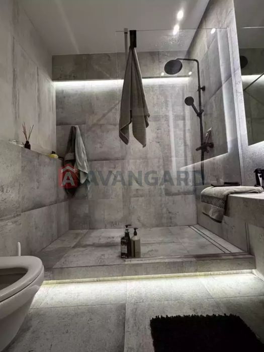 Продам 3-кім.ж/к Каскад,шикарна