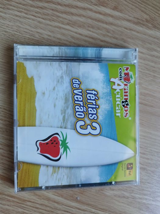 CD Strawberries with Sugar429394875395624964