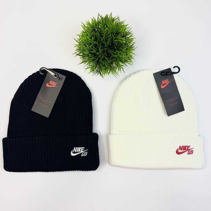 Шапка Nike SB Чорна, біла | шапка найк сб | зимова шапка Nike