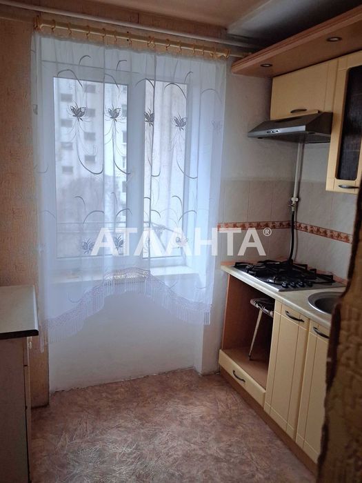 Уютная комната 16 м. в коммуне  Кухня и с/у на двоих