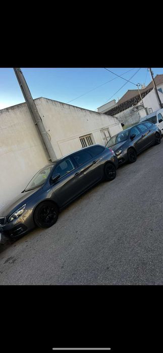 Disponível carrinha para aluguer