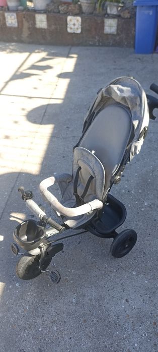 Triciclo em bom estado