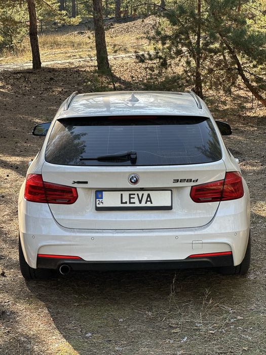 BMW f31 328d  2017 рік