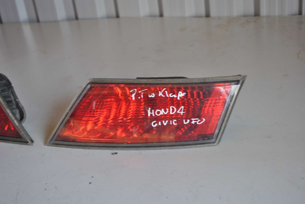 Lampa w klape prawa Honda Civci Ufo