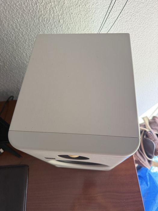 KRK Rokit 7 g4 white Colunas (2) + cabo