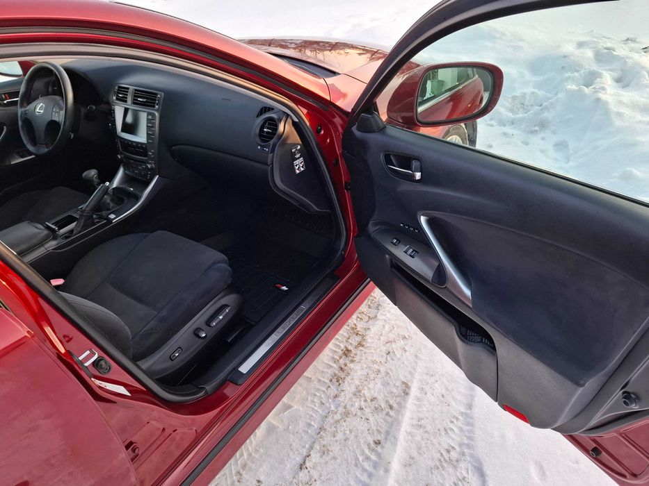 Lexus IS 250 Sport, manual, niski przebieg, świetny stan