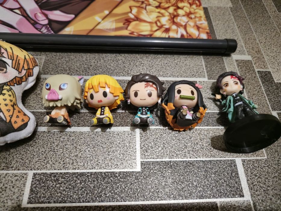 Аниме Клинок рассекающий демонов Зеницу Обанай