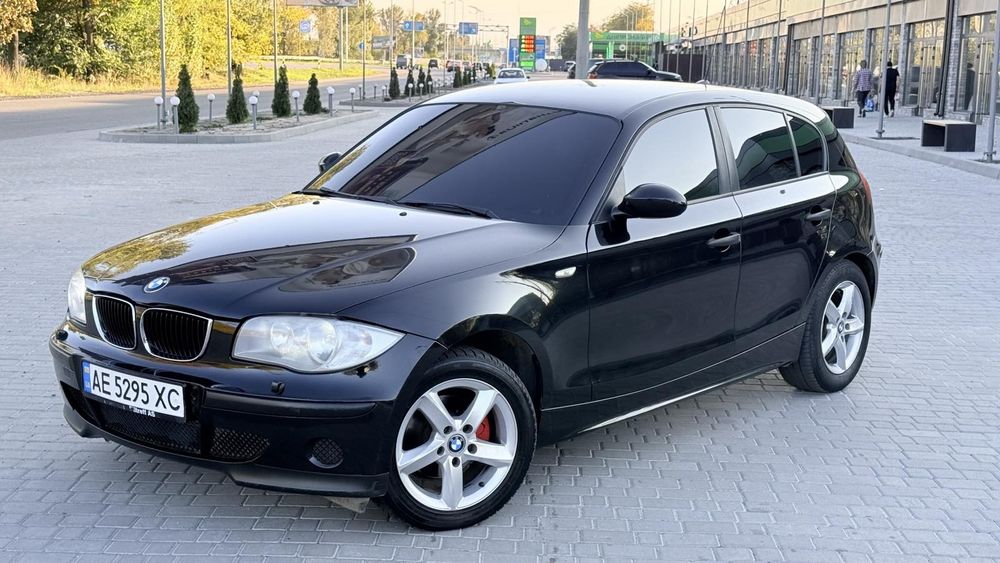 BMW 118I 1.6 механика, авто без вложений сел и поехал .