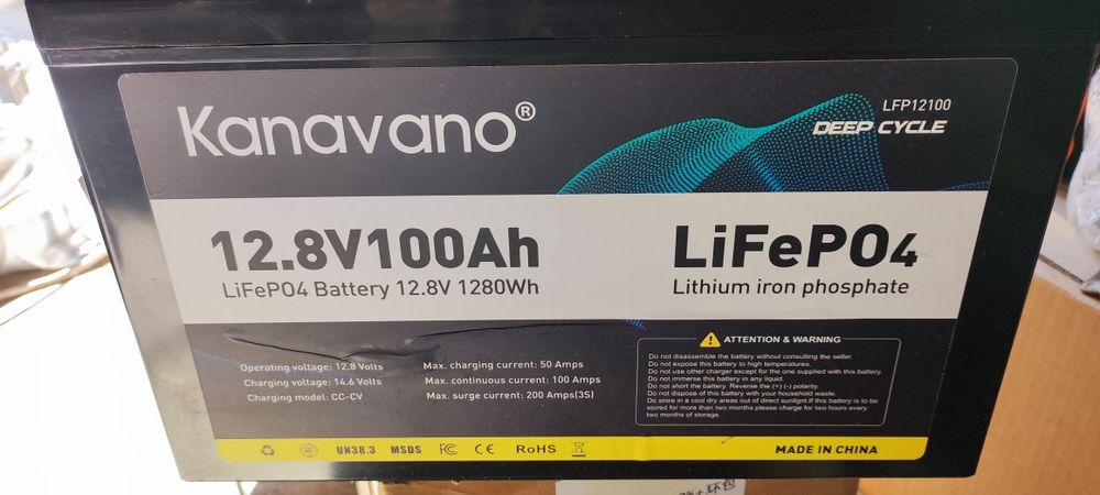 Акумулятор LiFePO4 12.8V 100Ah (1280Wh) з  зарядним пристроєм.