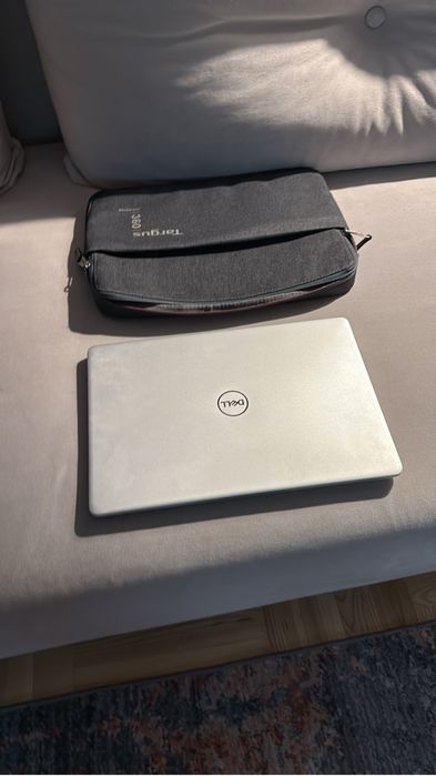 Laptop dell inspiron 5370