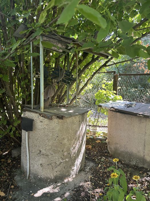 Приватизований в межах міста, вода в будинку