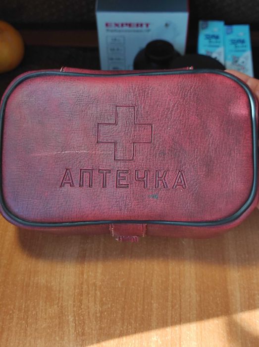 автомобильная аптечка ссср - Купити запчастини для транспорту БУ