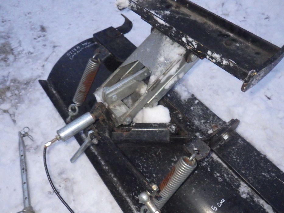 Pług do Odśnieżania Pług do śniegu STIGA  KERSTEN Niemiecki