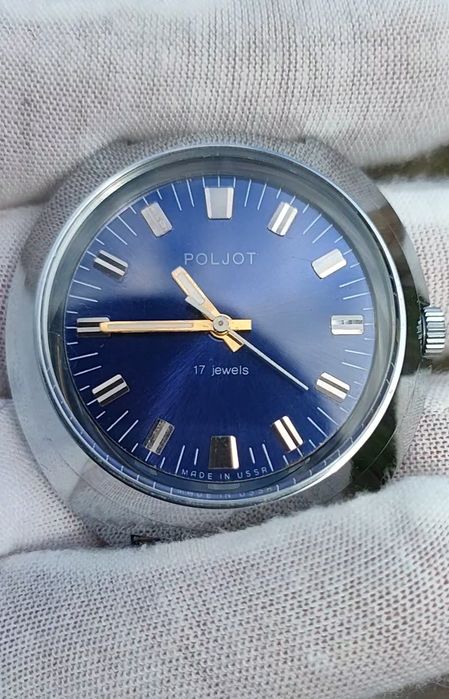 Годинник  POLJOT