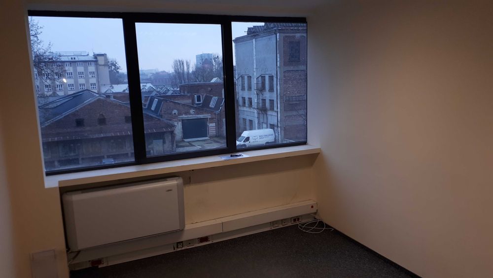Lokal Biurowy 16 m² z Klimatyzacją w Bardzo Dobrej Lokalizacji