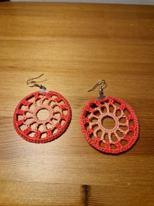 Różowe kolczyki materiałowe