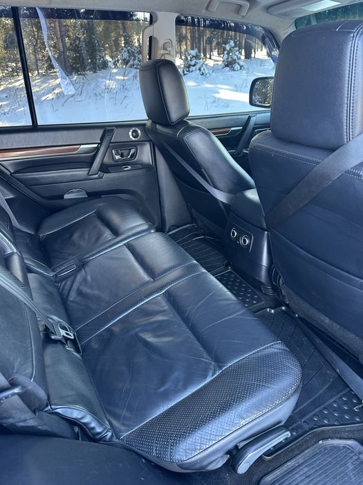 Продам Mitsubishi pajero