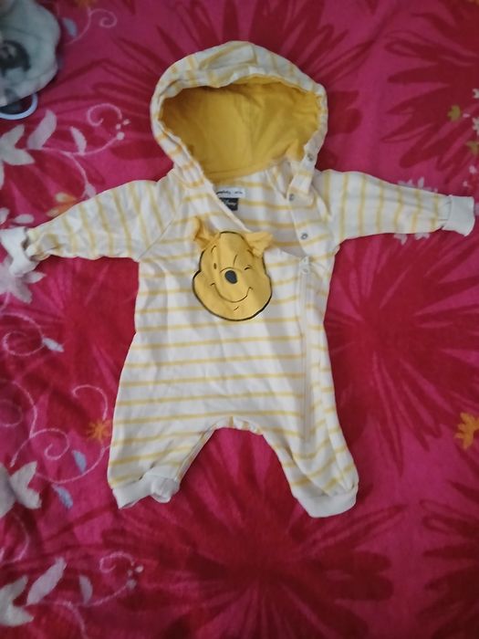 Флісовий комбінезон та утеплені костюмчики, шапочки 3-6 місяців ,лакта