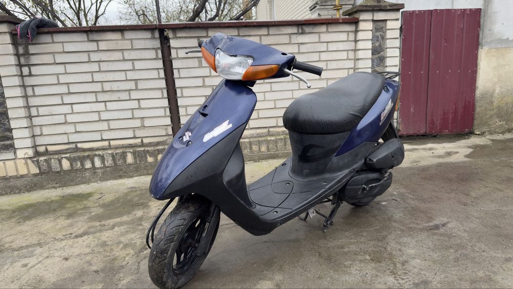 Скутер Suzuki Lets 2