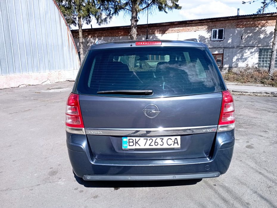 Opel  Zafira 1.7