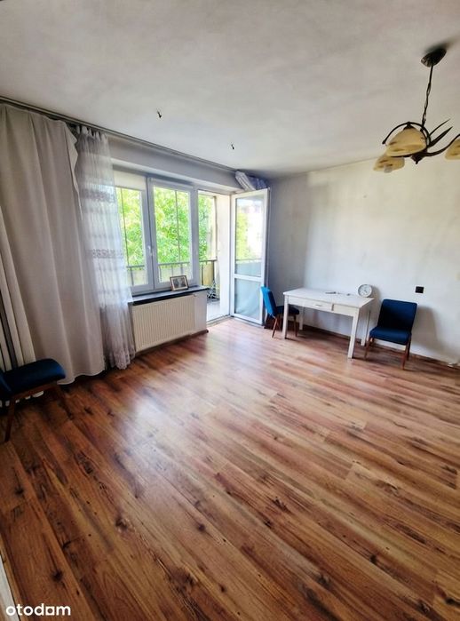 Przestronne mieszkanie z potencjałem i dużym balkonem – Świdnica